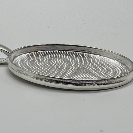 Silver Oval Pendant